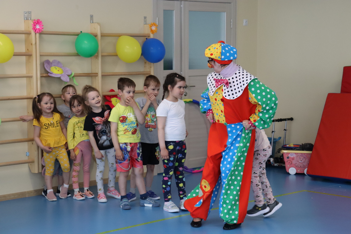 06.06.2022 - «День веселого настроения» прошел в старшей группе 